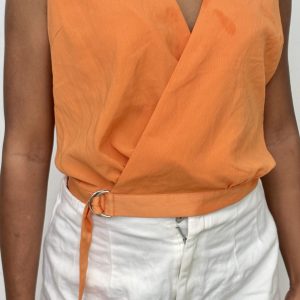 Crop Top Salmón con Detalle en la Cintura