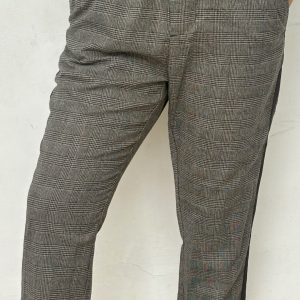 Pantalón de Cuadros con Recogido en la Cintura y Detalle de Líneas Negras