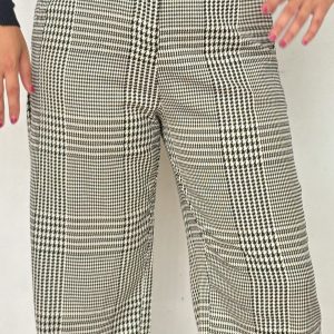 Pantalón de Cuadros con Bota Recta y Botones